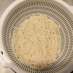 レンジで簡単！そうめんの茹で方